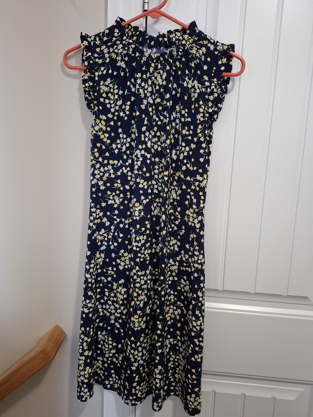 Navy Floral Sleeveless Midi Dress - Brand Not Visible